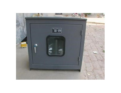 儀表保護保溫(wēn)箱